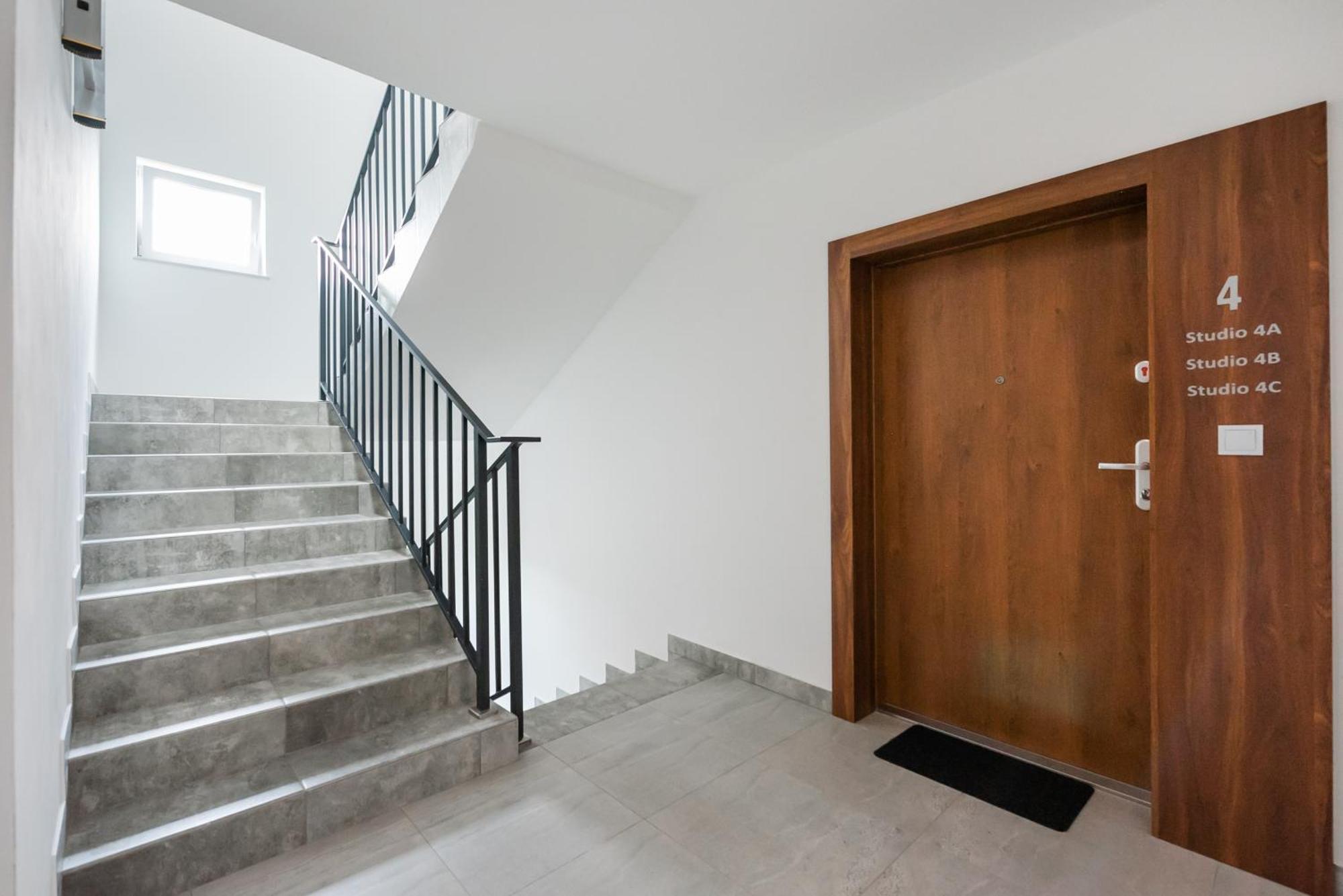 Hohome Comfy Apartments Warsaw Exterior photo