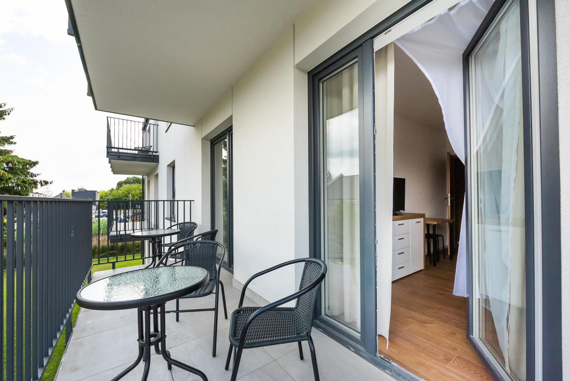 Hohome Comfy Apartments Warsaw Exterior photo